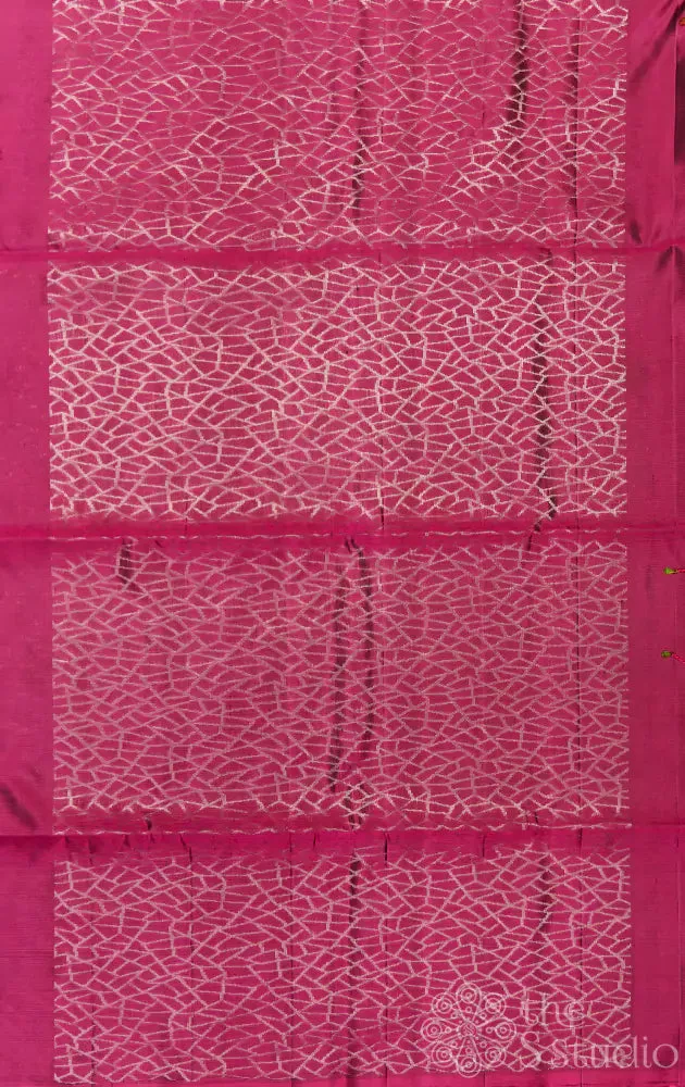 Magenta plain soft silk saree with brocade pallu and blouse