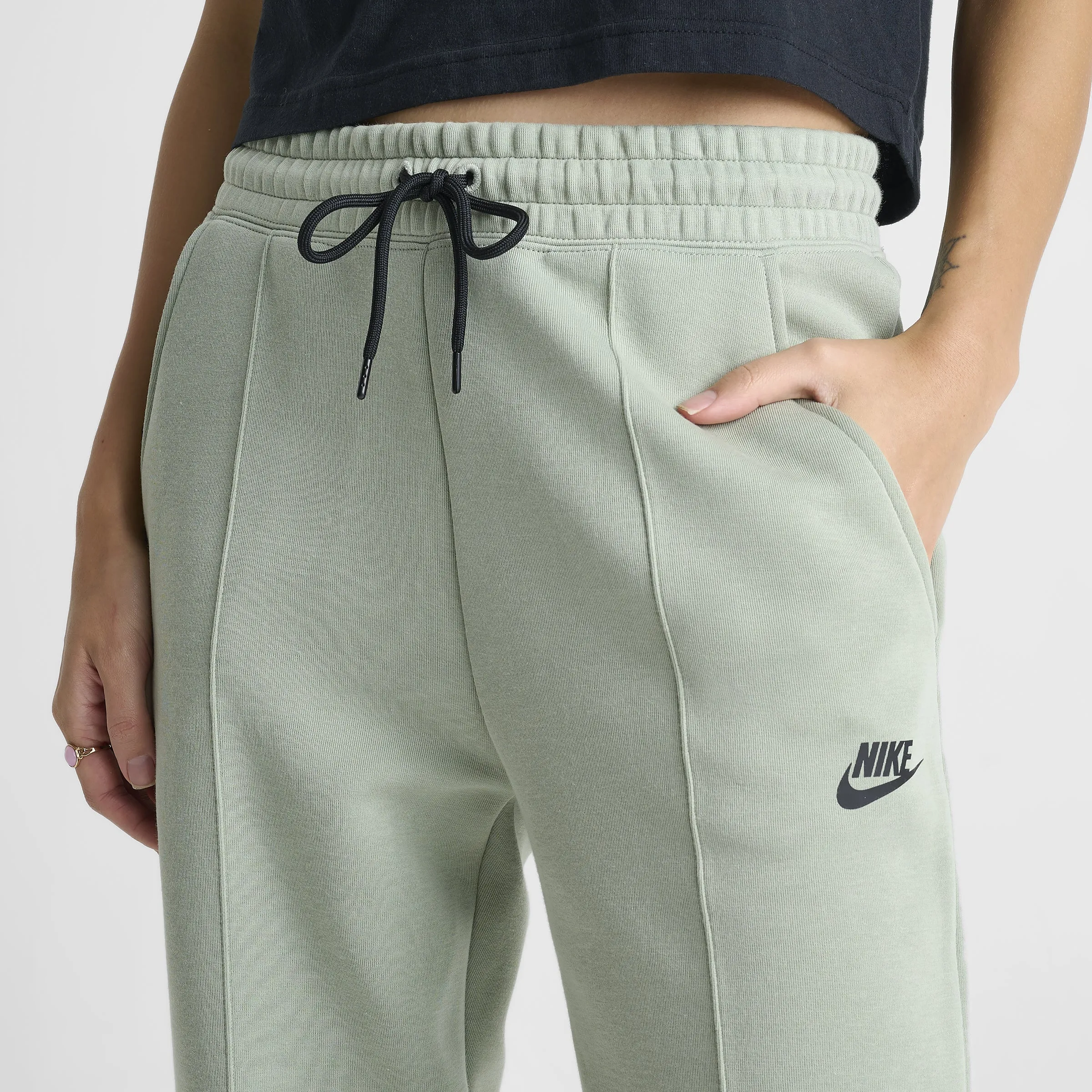 Nike Sportswear Women's Mid Rise Tech Fleece Joggers Jade Horizon / Black