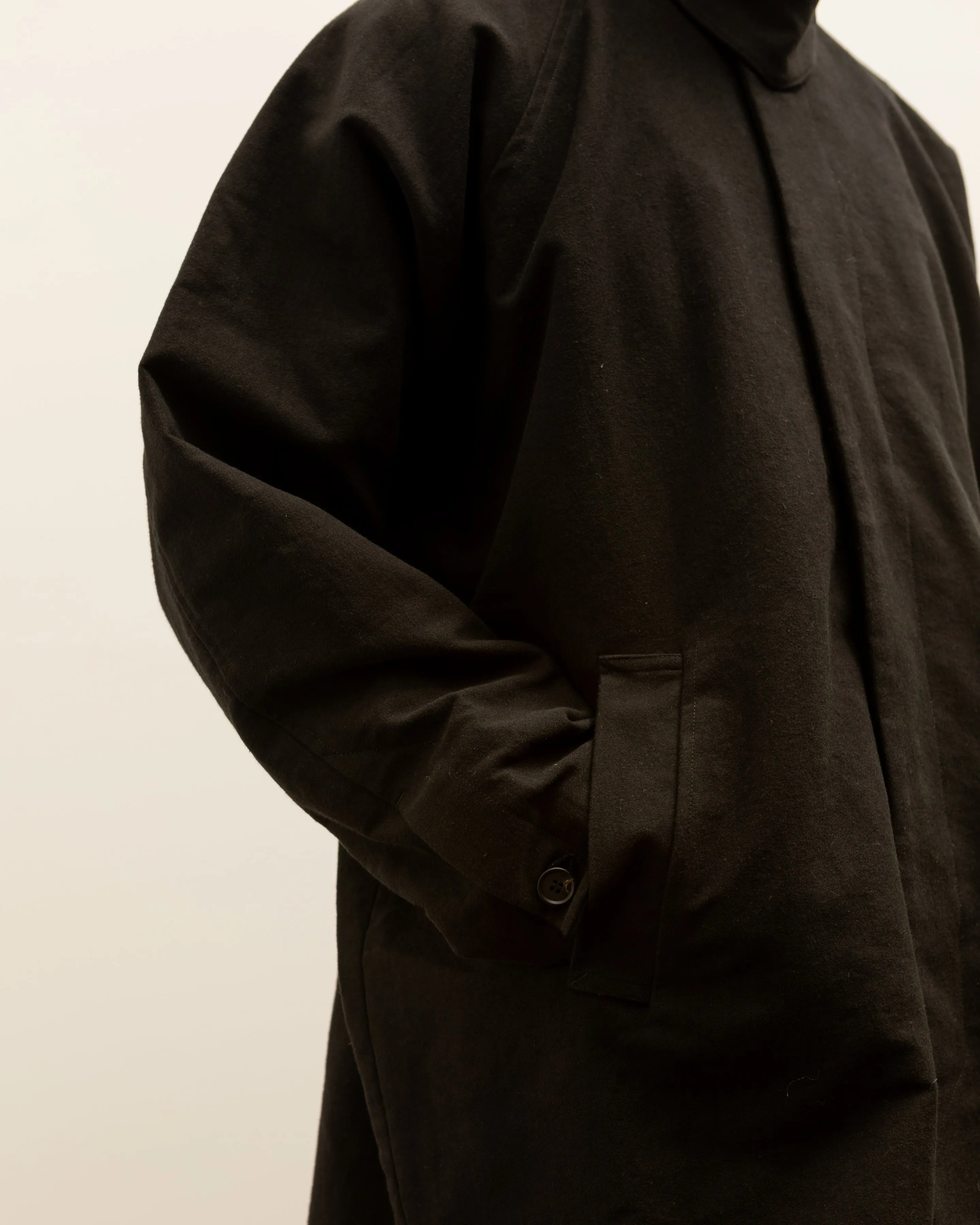 O-Project Short Mac Coat, Black