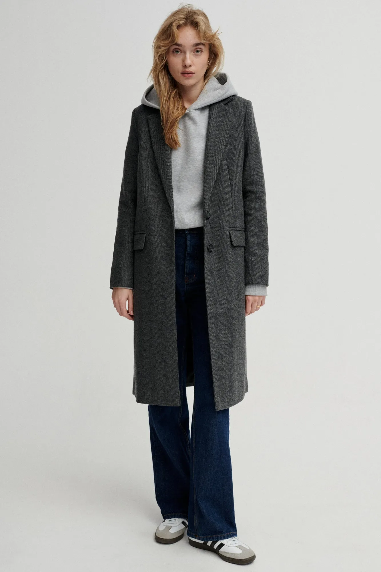 Recycled wool blend coat  / 18 / 06 / granite grey