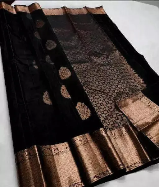 Refreshing Black Soft Silk Saree With Flaunt Blouse Piece